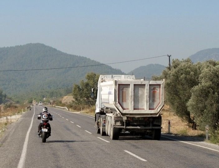 Motosiklette Sollama Nasıl Olmalı?