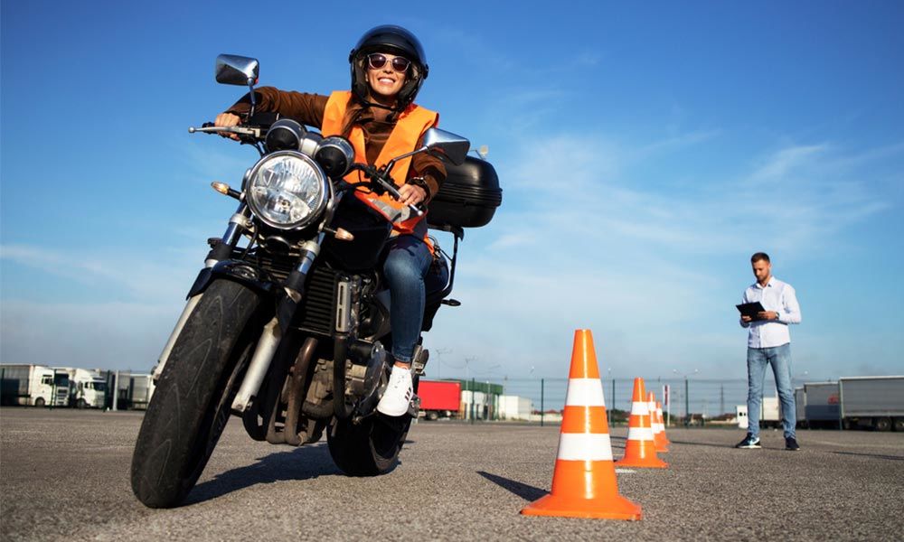 Motosiklet Kullanmaya Başlarken Öğrenmemiz Gerekenler