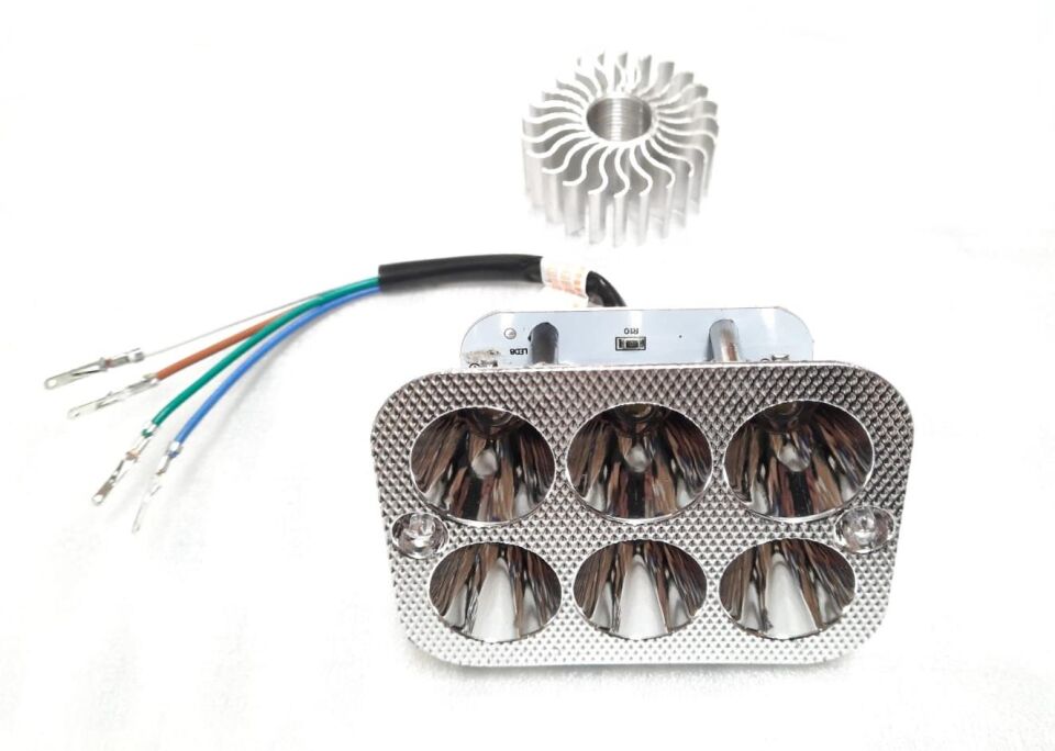 Cg Model Far Atomu 6 Ledli Kare