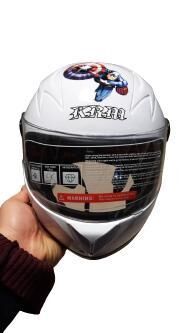 Kapalı Beyaz Çocuk Kask