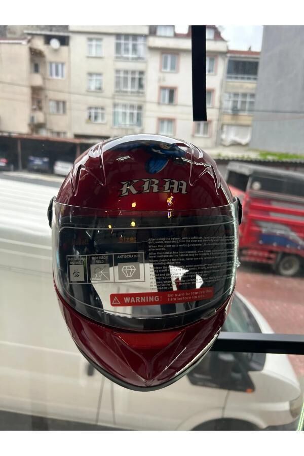 Kapalı Kırmızı Çocuk Kask