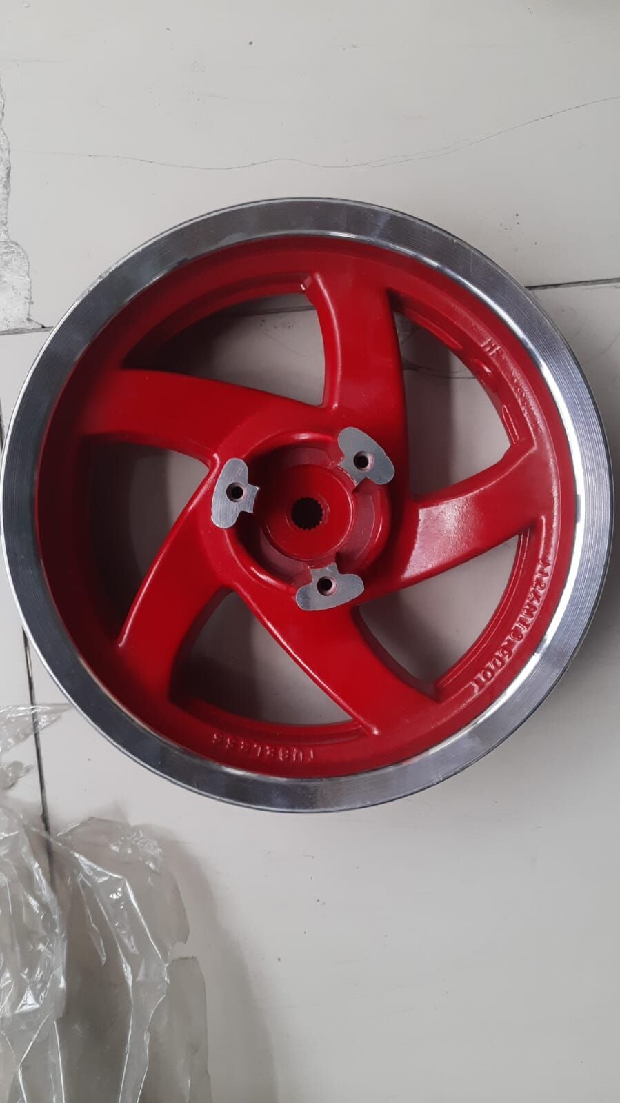 Mondial 125-150Rr Arka Jant Kırmızı Orj DEFOLU