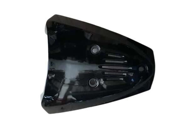 Üçgen Parça Siyah Torro