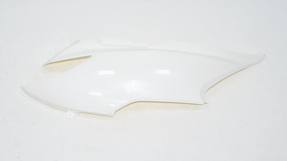 Arka Yan Panel Sağ Beyaz (Rocca100)