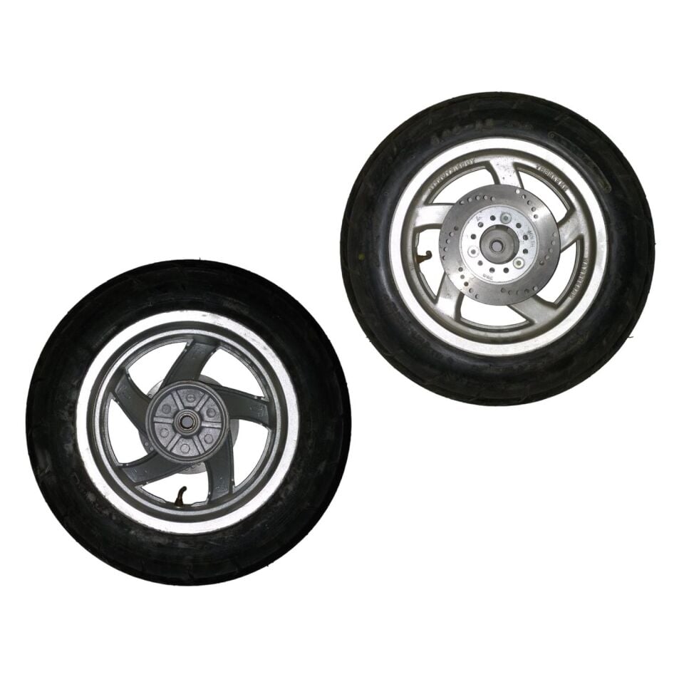 Scooter Arka Jant 12 Gri T5 Diskli Tip Küçük Göbek Lastikli Disk Dahil (4.00-12)