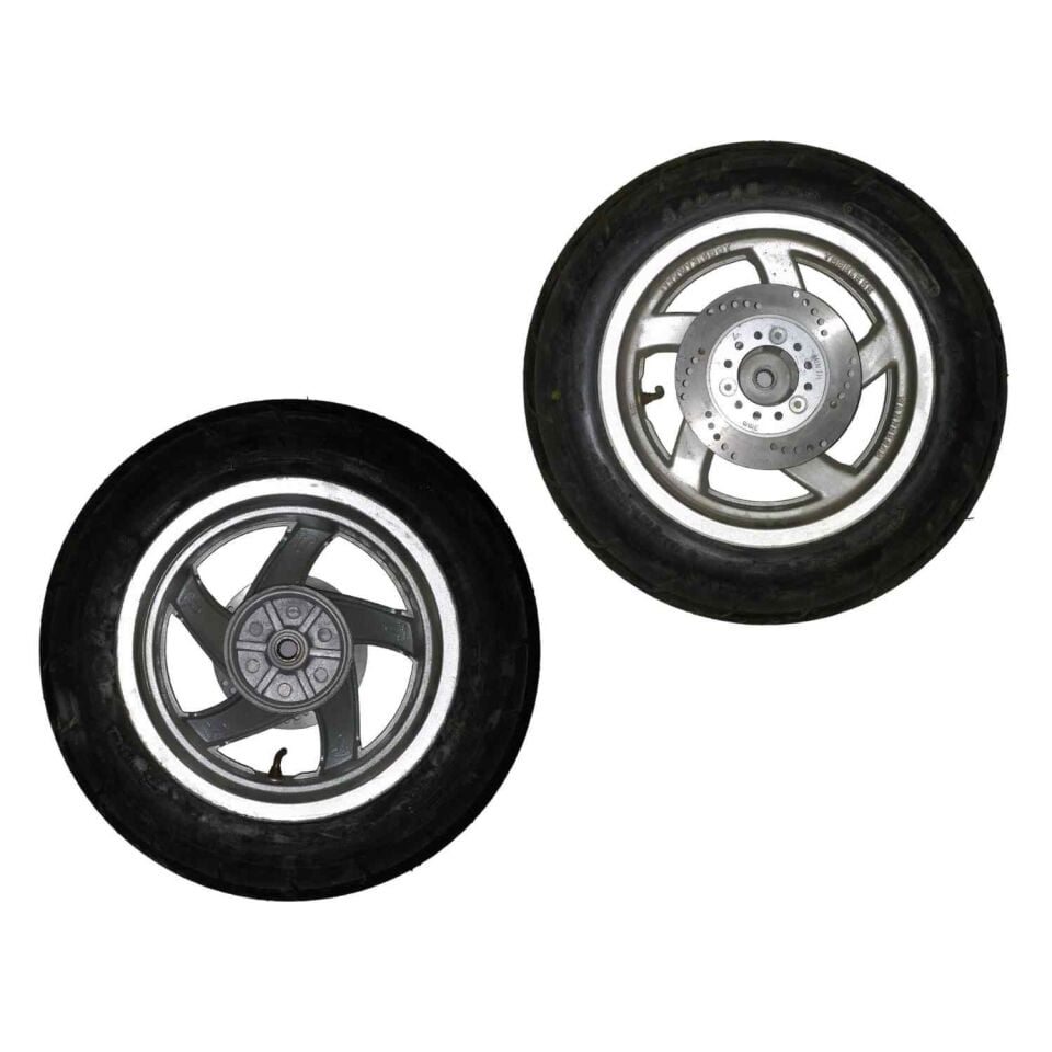 Scooter Arka Jant 12 Gri T5 Diskli Tip Küçük Göbek Lastikli Disk Dahil (4.00-12)