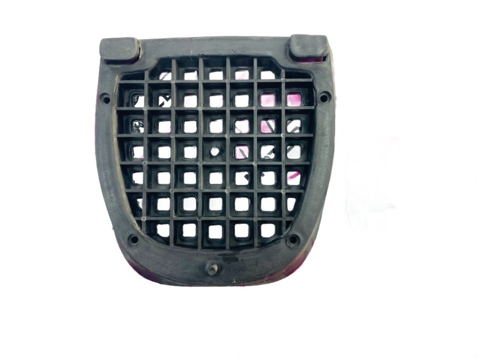 Arka Çanta Alt Tabla+Vida Seti