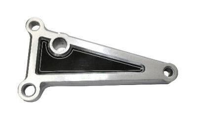 125Kt Arka Basamak Braketi Sağ